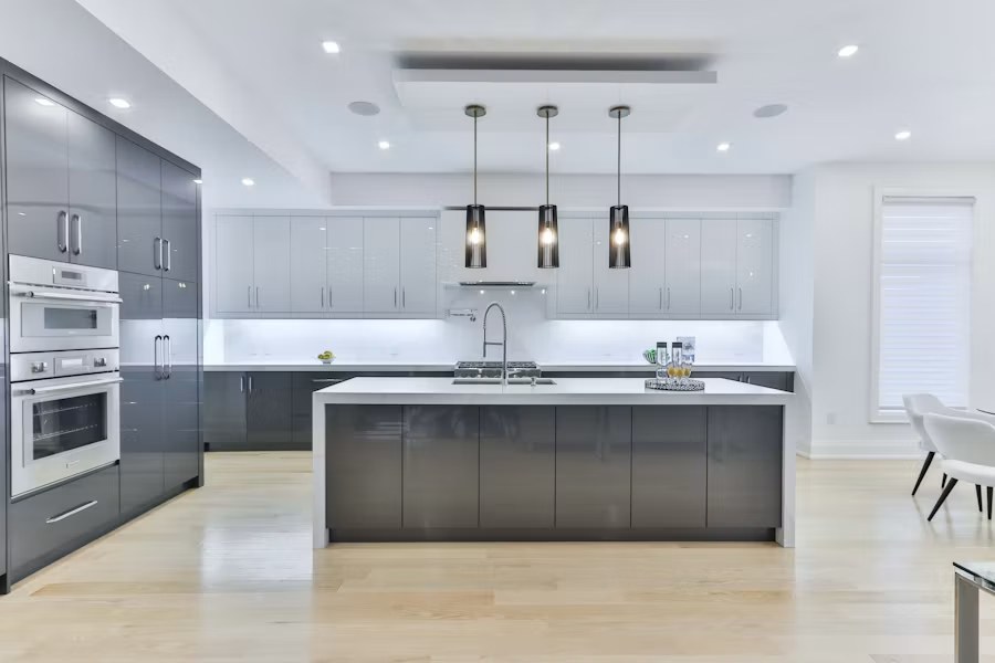 Expertly renovated kitchen in the Greater Toronto Area